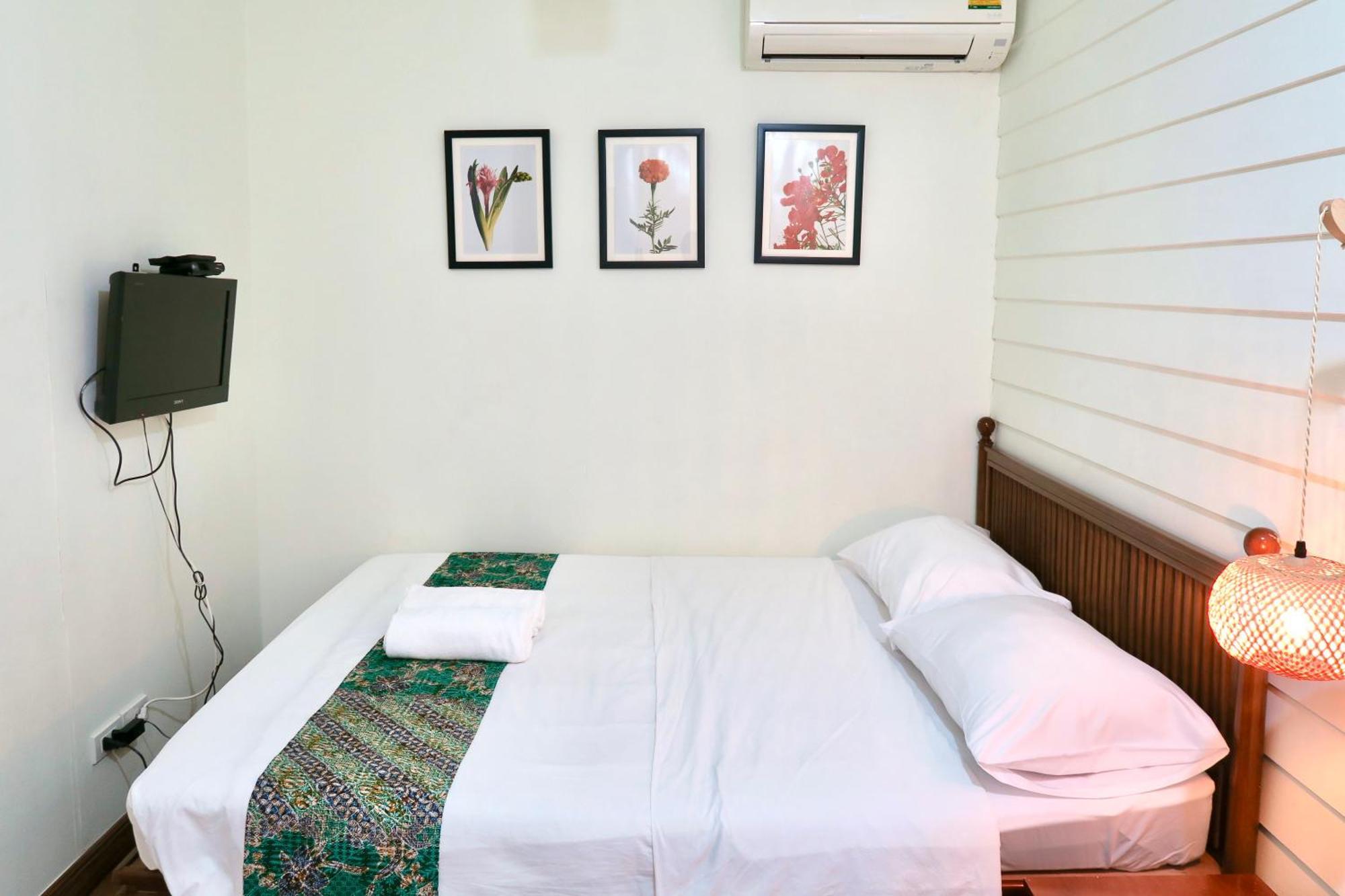 Les Fleurs Bangkok Hostel Buitenkant foto