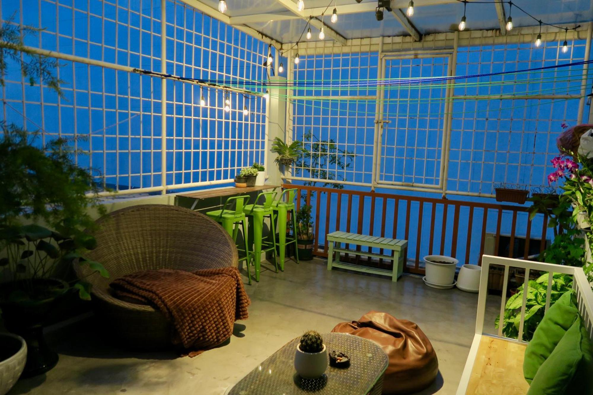 Les Fleurs Bangkok Hostel Buitenkant foto