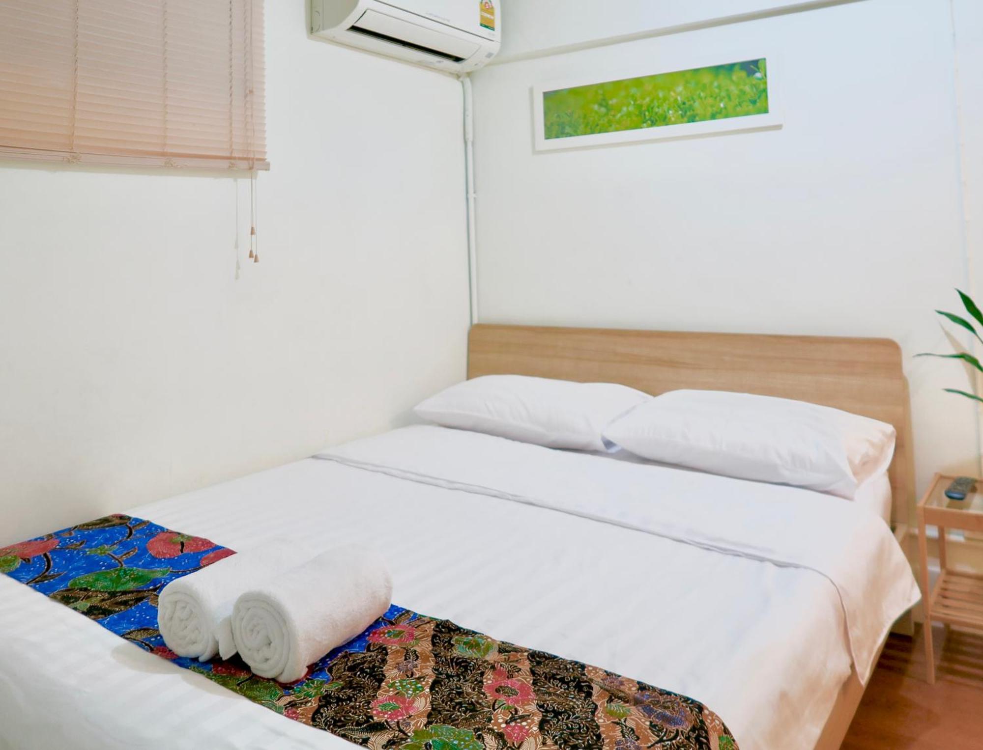 Les Fleurs Bangkok Hostel Buitenkant foto